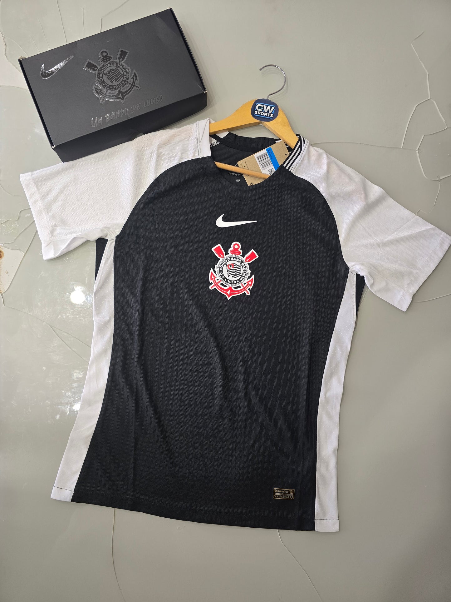 Modelo jogador - Corinthians Uniforme 2 - 2025 Lançamento