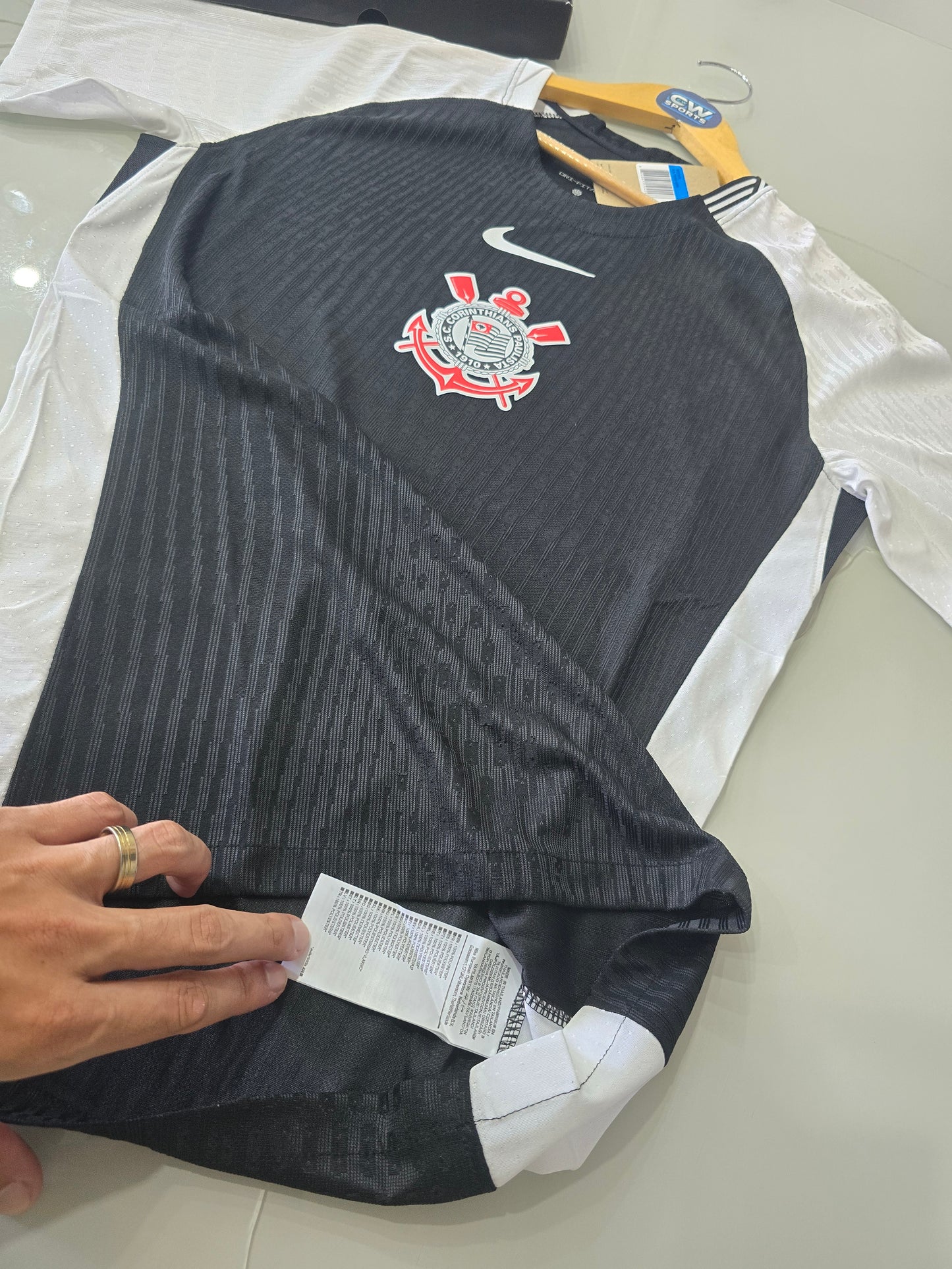 Modelo jogador - Corinthians Uniforme 2 - 2025 Lançamento