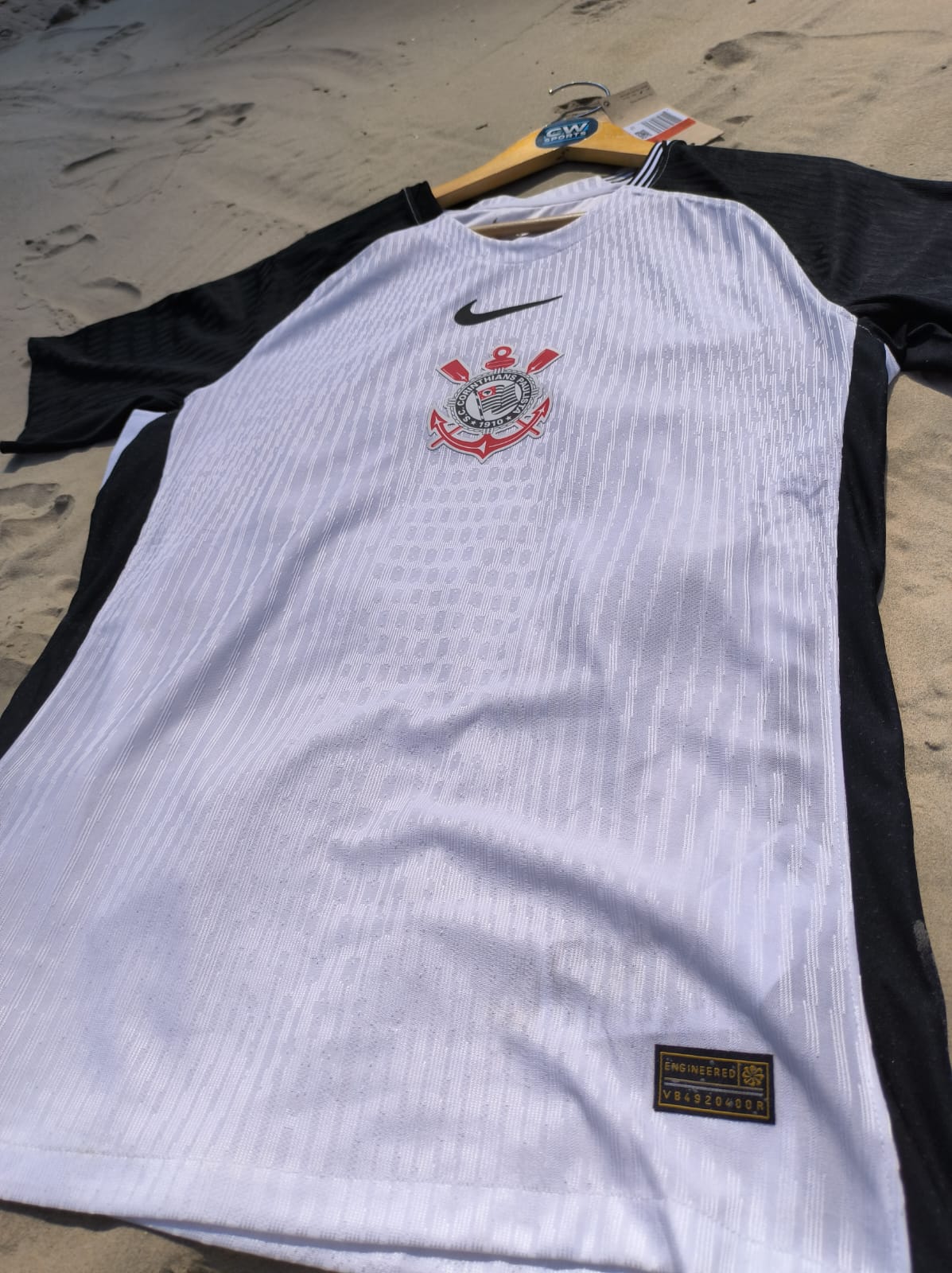 Modelo jogador - Corinthians Uniforme 1 - 2025 Lançamento