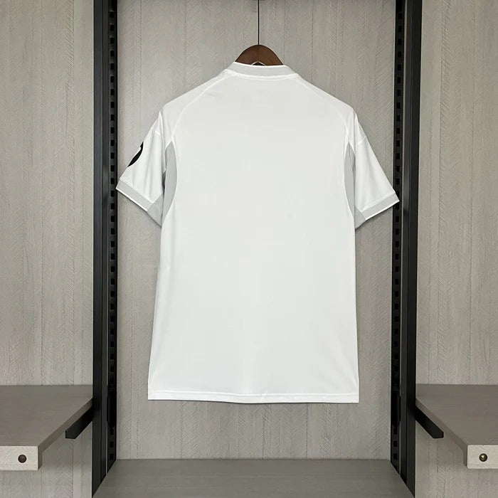 Modelo torcedor - Real madrid Uniforme 1 - 25/26