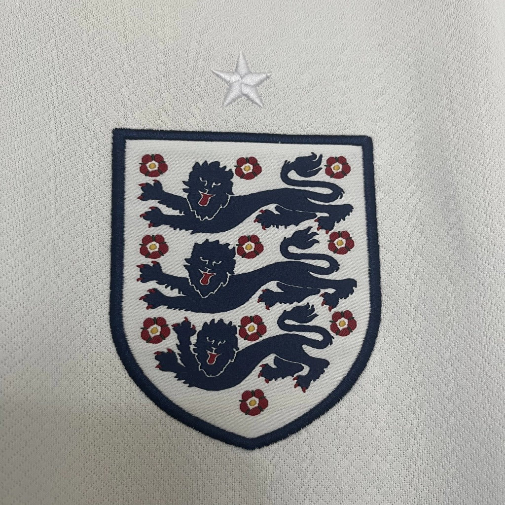 Modelo torcedor - Inglaterra 2024/25 Home