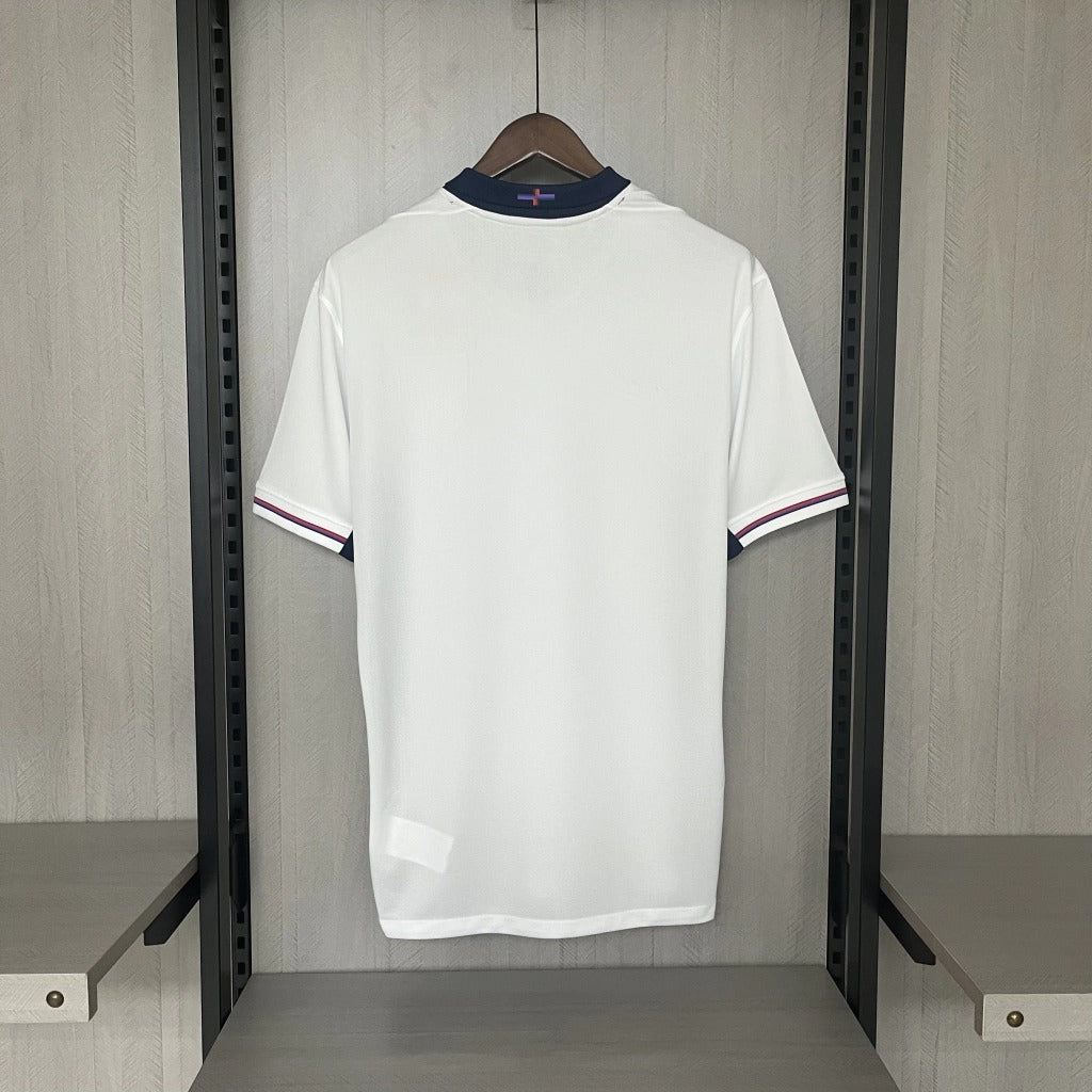 Modelo torcedor - Inglaterra 2024/25 Home