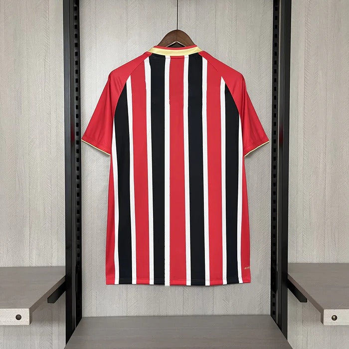 Modelo torcedor - São Paulo Uniforme 2 - 2025