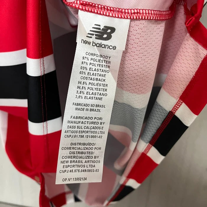 Modelo torcedor - São Paulo Uniforme 2 - 2025