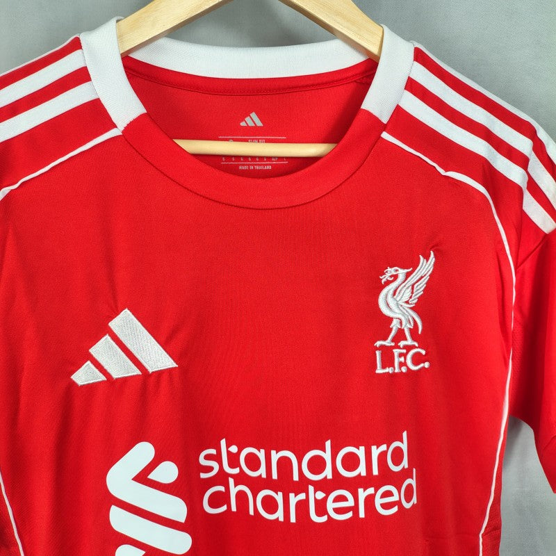 Modelo torcedor - Liverpool Uniforme 1 - 25/26