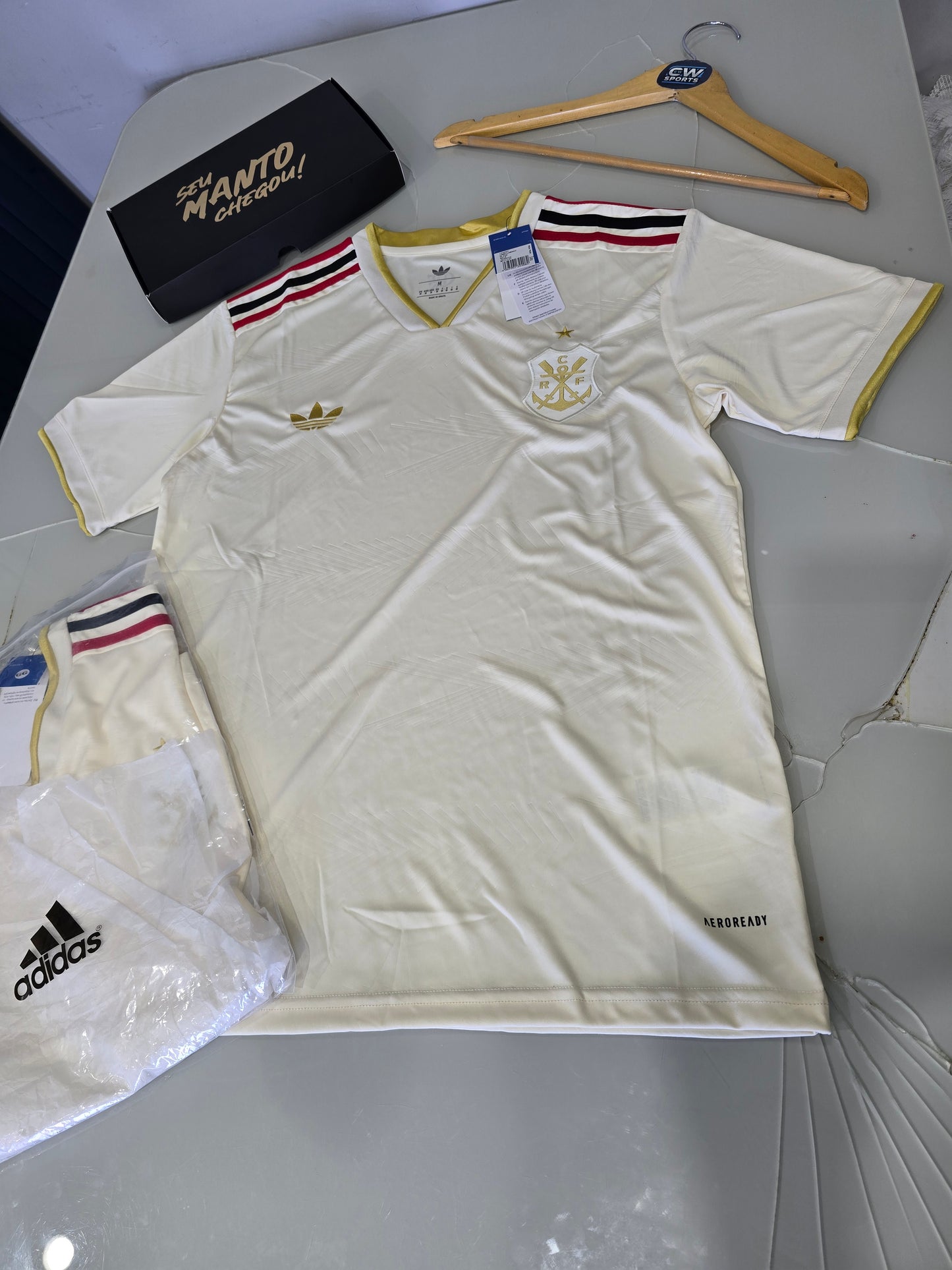 Modelo torcedor - Flamengo Uniforme 3 - 25/26