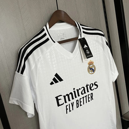 Modelo torcedor - Real Madrid 2024/25 Home Torcedor