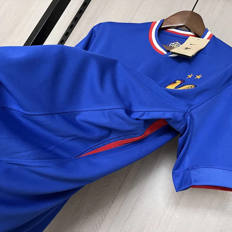 Modelo torcedor - França 2024/25 Home