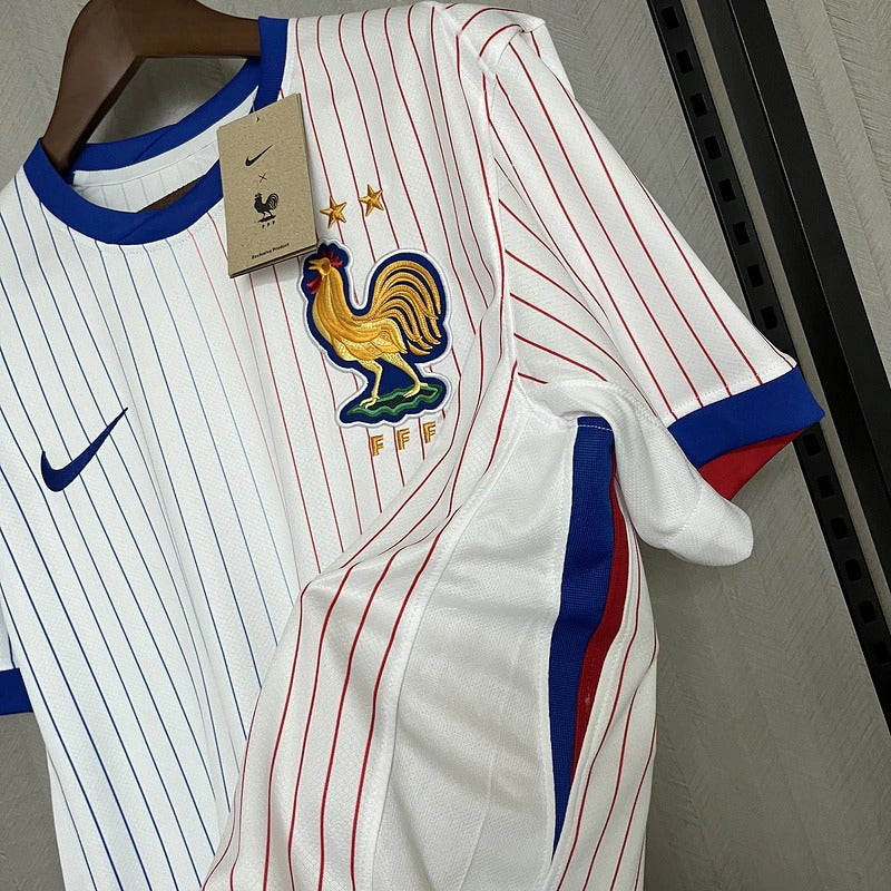 Modelo torcedor - França 2024/25 Away