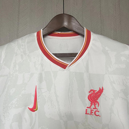 Modelo torcedor - Liverpool Uniforme 2 - 24/25