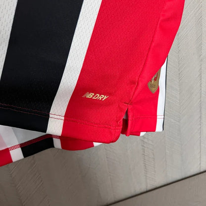 Modelo torcedor - São Paulo Uniforme 2 - 2025