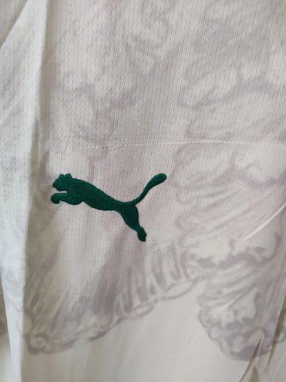 Modelo torcedor - Palmeiras camisa do Mundial
