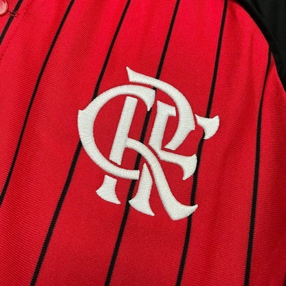 Modelo torcedor - Flamengo Uniforme Mundial - 25/26